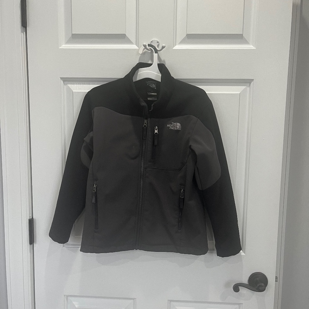 North face Apex Boys shell jacket medium two toned